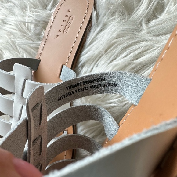 NWOT ASOS Design leather flat fisherman sandals - Picture 5 of 9